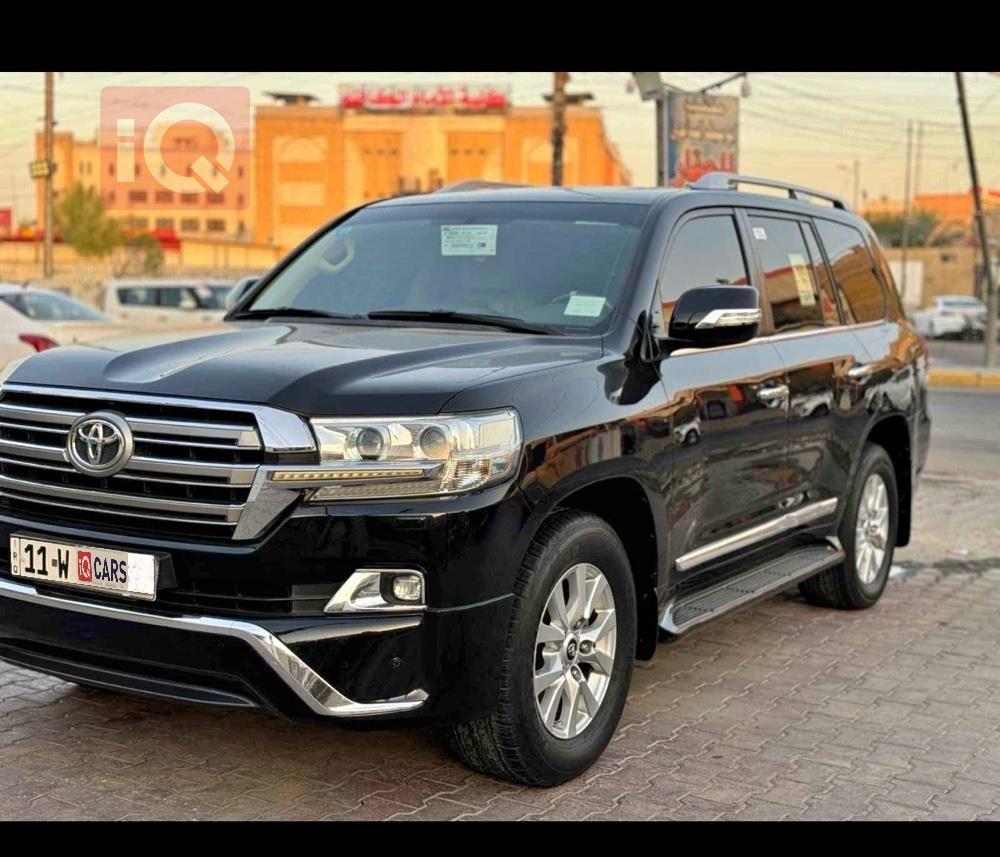 تويوتا لاندكروزر